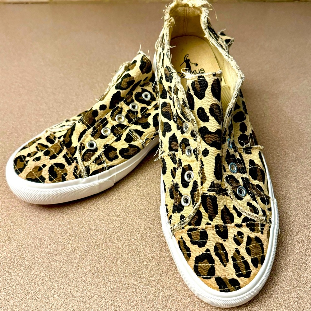 Corkys Leopard Print Distressed-Look No-Tie Tennis Shoes